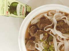 牛肉丸河粉汤-食味稻汕头食杂(西罗园店)
