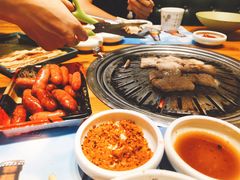 -草家酱蟹炭火烤肉店(珲春南路一店)