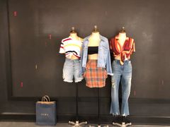 -Hollister(天环广场店)