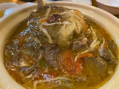 牛腩炖西红柿-鹤乡东北菜(崮山路店)