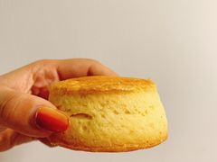 咸芝士司康-SKROLL卡特司库·蛋糕定制·生吐司·司康(古北程家桥店)