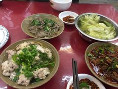 -谢老五跷脚牛肉·非遗传承店