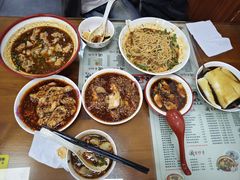 -杨大叔爱面子·四川小吃(岗头店)
