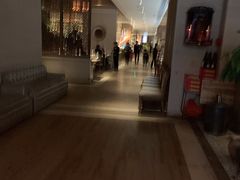 -雍和会海鲜姿造自助(湖东路店)