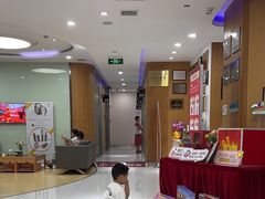 -雅悦齿科(顾村公园店)