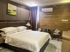 -清水湾酒店(深圳横岗塘坑地铁站店)