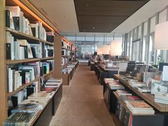 -茑屋书店(天目里店)