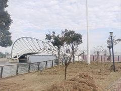 -滴水湖