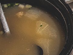 砂锅龙骨萝卜汤-百年粉蒸牛肉