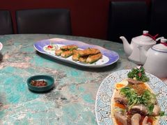 -粤·向群饭店(麓景路店)