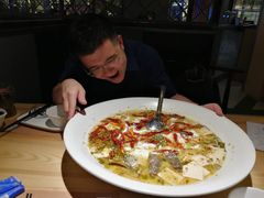 -江湖情酸菜鱼(万菱汇店)
