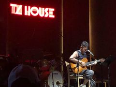 -TZ House音乐现场(来福士中心店)