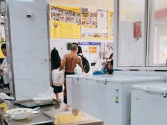 大堂-汪家馄饨(集庆路店)