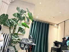 -玲婧胡同·生日蛋糕·餐厅(嘉里城店)
