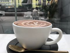 -UNI UNI(环亚凯瑟琳店)