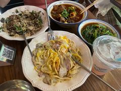 -CowCow其其·牛杂咖啡公司(六运店)