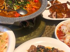 -牛头鱼庄·地道广西菜(西明店)