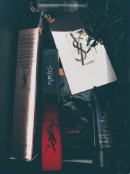 -YVESSAINTLAURENT
