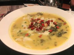 -皇城根·烤鸭·鱼头·家常菜(欧亚大观乐活城店)