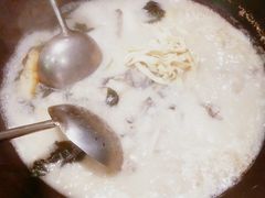 -陈大锅·岳阳鱼馆·地道岳阳菜(美食街店)