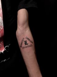 -木子·纹身店TATTOO穿孔·洗纹身
