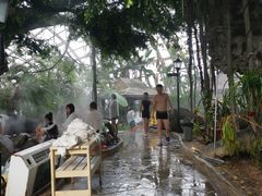 -盛泰恐龙谷温泉