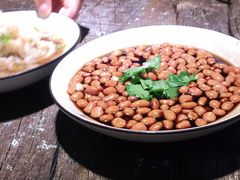 -六福烧烤酒馆(秦隆步行街店)