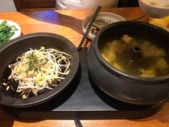 云南经典汽锅鸡-云海肴·汽锅鸡·云南菜(苏州中心店)