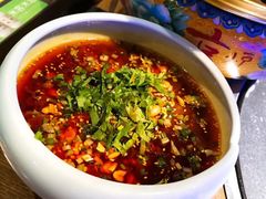 -三人行骨头王火锅(长寿店)