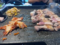 -Dombe豚(黑猪肉街店)