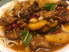 新疆大盘鸡-新疆巴州金丝特餐厅(大钟寺店)