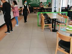 大堂-老乡鸡(武汉烽胜路店)