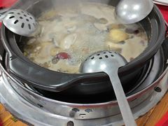 -花苑美食横琴生蚝火锅(拱北粤华路店)
