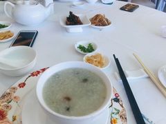 皮蛋瘦肉粥-青岛海景花园大酒店·粤海餐厅