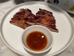 招牌炭烧猪颈肉-金椰壳· 大厨新加坡菜(壹方城店)
