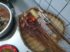 -咏勝锑锅麻辣烫(净居寺路总店)