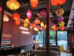 -滴水·湘逢(南汇大学城生活广场店)