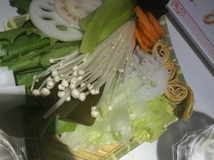 蔬菜小拼盘-鱼酷活鱼烤鱼(沈阳大悦城店)