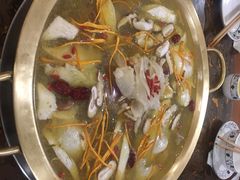 -云南邹记天麻火腿鸡(簇桥店)