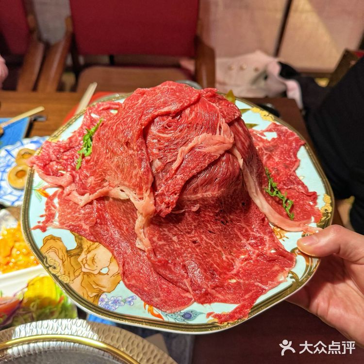 经常请吃饭的漂亮姐姐～