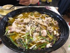 激情椒麻鱼-八张桌子(老店)