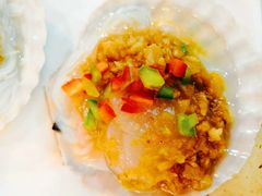 蒜蓉粉丝蒸扇贝-港畔赶海蒸汽海鲜烧烤自助(仙螺岛店)
