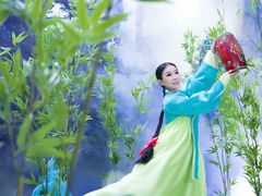 -九月鹰飞汉服摄影工作室