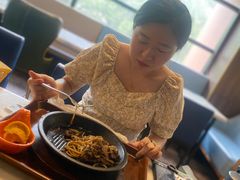 -豪客来牛排(中央花苑店)