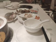 -诱货海鲜自助火锅(爱琴海购物公园东百店)