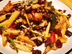 -十三式重庆江湖菜(金茂览秀城店)