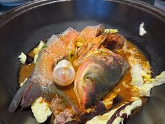 -鱼窝棚柴火铁锅炖(富山屯店)