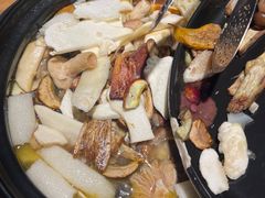 -一朵菌·野生菌探索家火锅(南亚店)