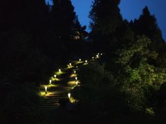 -三峡国际房车露营地(G348店)