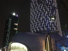 -上海尚嘉中心